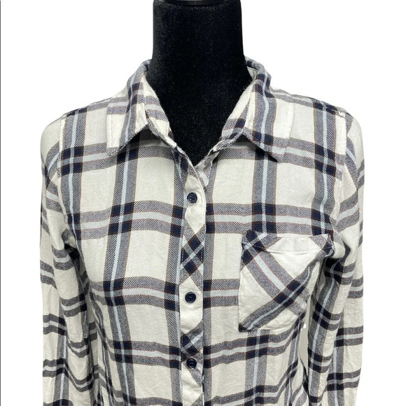 Rails plaid button down shirt women’s XS 100% rayon - Picture 9 of 10